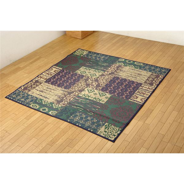 【商品名】 日本製 い草 ラグマット 【オリエンタル柄 グリーン 約191×250cm】 抗菌 防臭 調湿機能付 〔リビング ダイニング〕 【ジャンル・特徴】 オリエンタル柄 モダン おしゃれ 国産 
