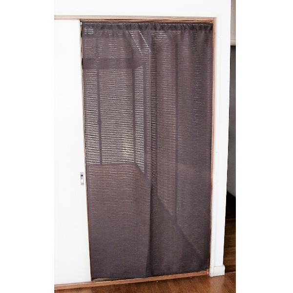 【商品名】 間仕切り カーテン 85×170cm ブラウン 日本製 防炎加工 取り付け簡単 突っ張り棒 のれん 暖簾 リビング ダイニング キッチン 【ジャンル・特徴】 間仕切り のれん 暖簾 ノレン