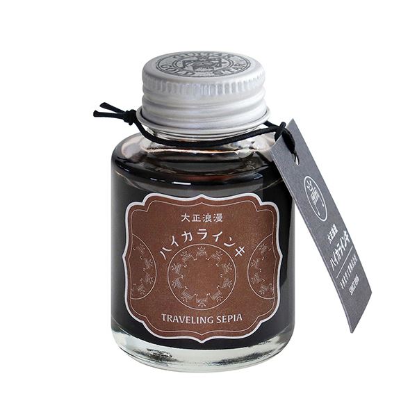 【商品名】 寺西化学 ギター 大正浪漫ハイカラインキトラベリングセピア 40ml TRH-40ML-T73 1個 【ジャンル・特徴】 大正ロマンをイメージした、懐かしくも新しい万年筆インキ。 [ TR